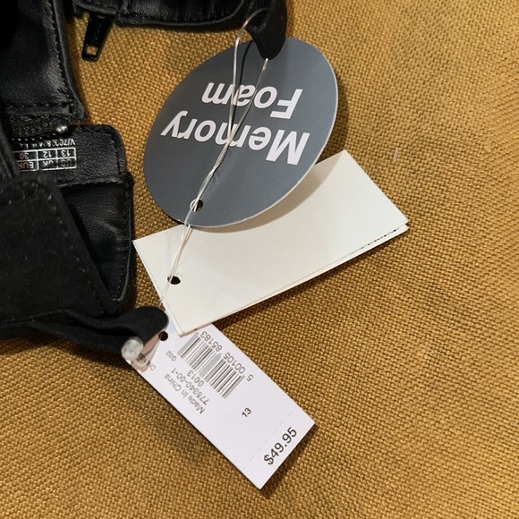 GAP black sneaker wedges!!! NWT. Never worn! - Picture 7 of 9